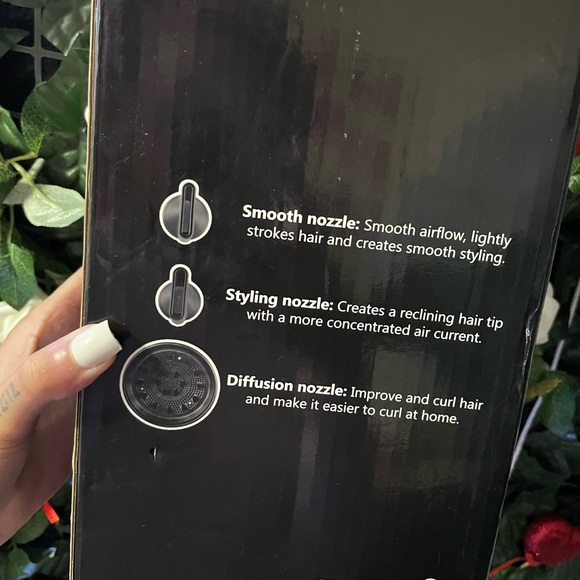 Professional Salon Hair Dryer - Black - Picture 3 of 4